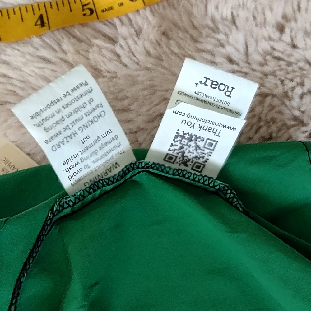 Green rhinestone sequenced roar button down - Picture 8 of 14